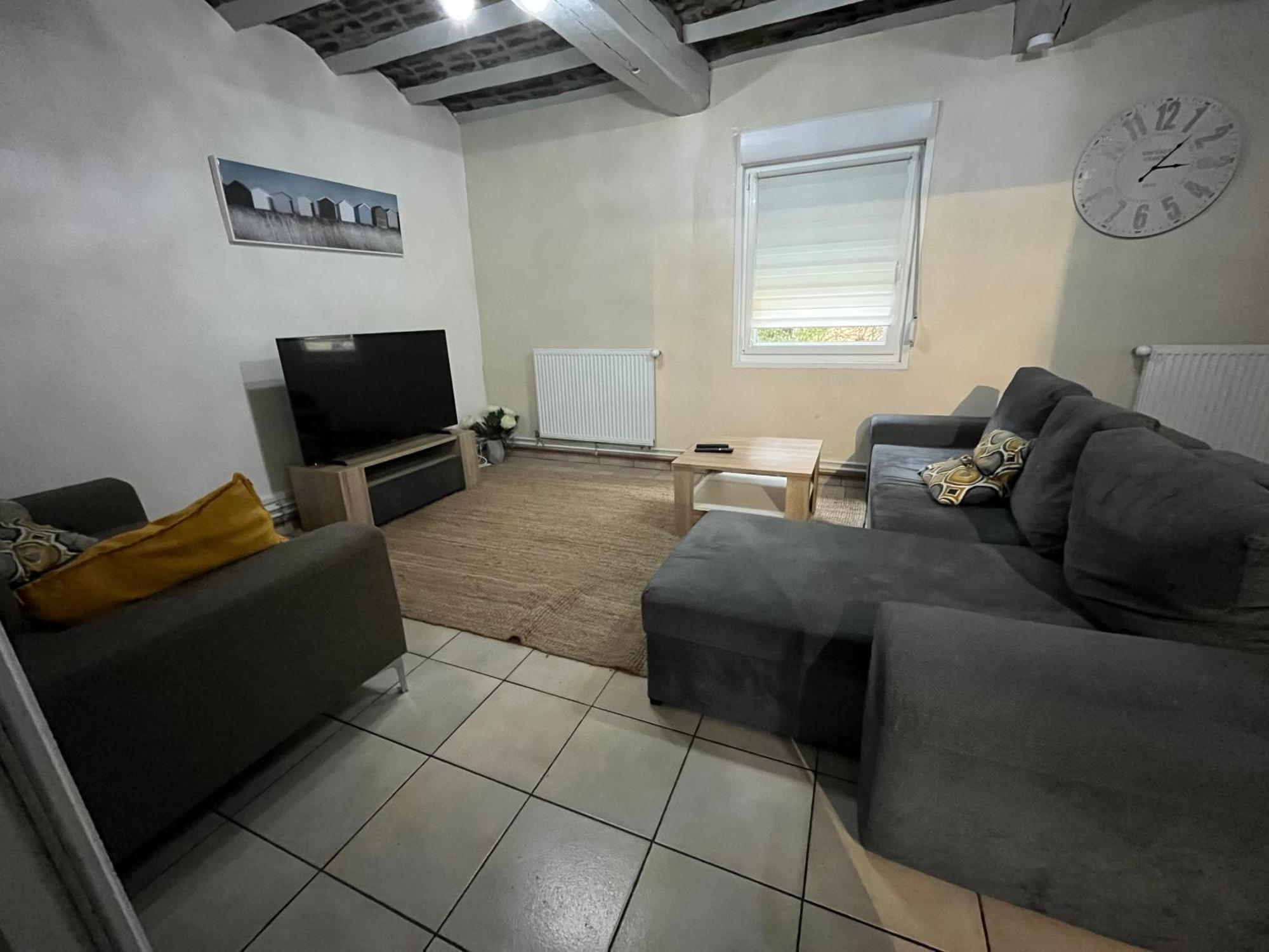Appartement De Charme 40M2 Proche Centre Hospitalier Valenciennes Extérieur photo